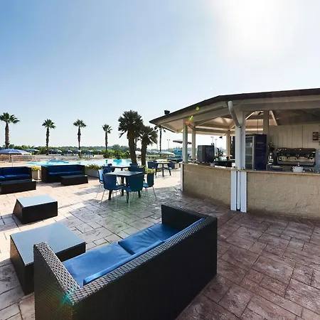 Alba Azzurra - Cdshotels Torre dell'Orso